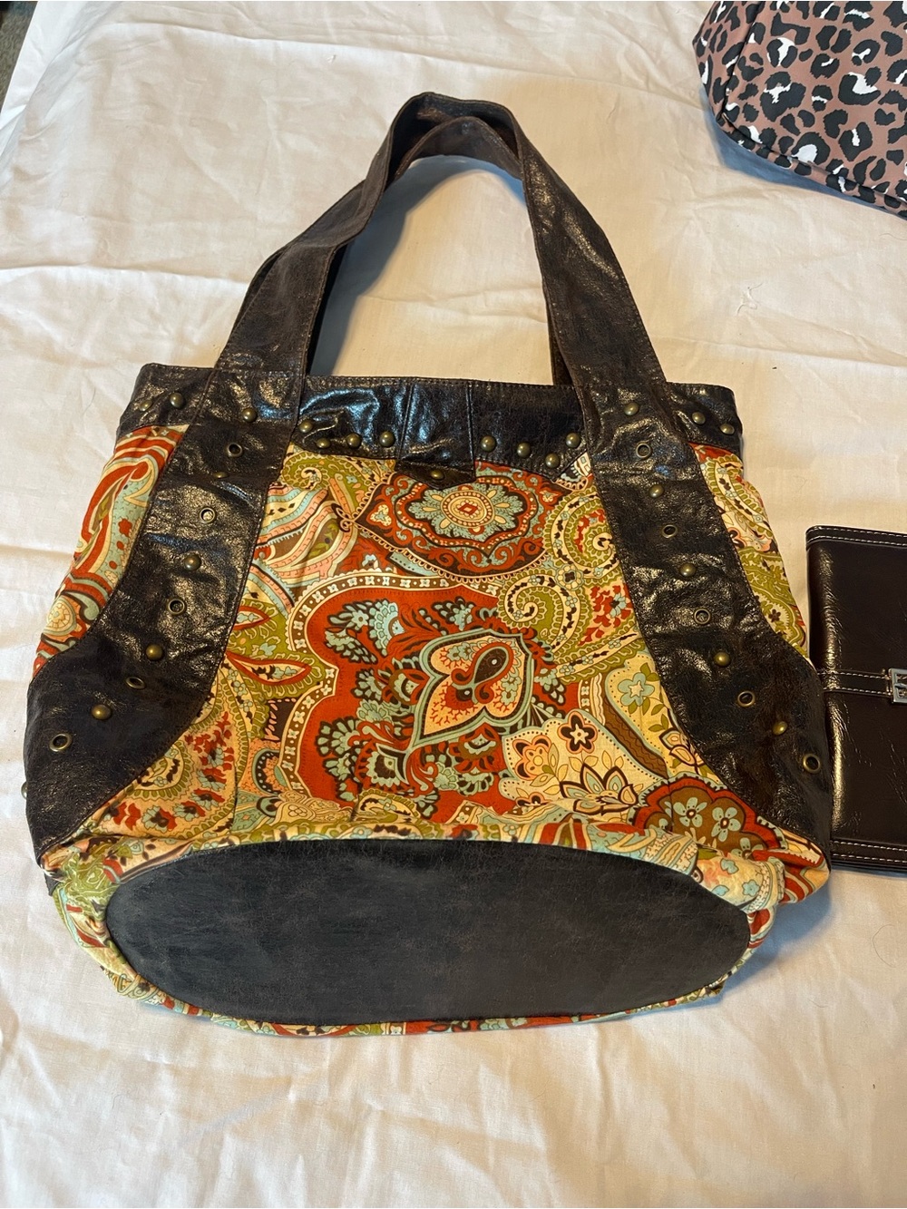 Stylish Paisley Canvas Tote Bag with Faux Leather Brown Trim & Brown wallet
